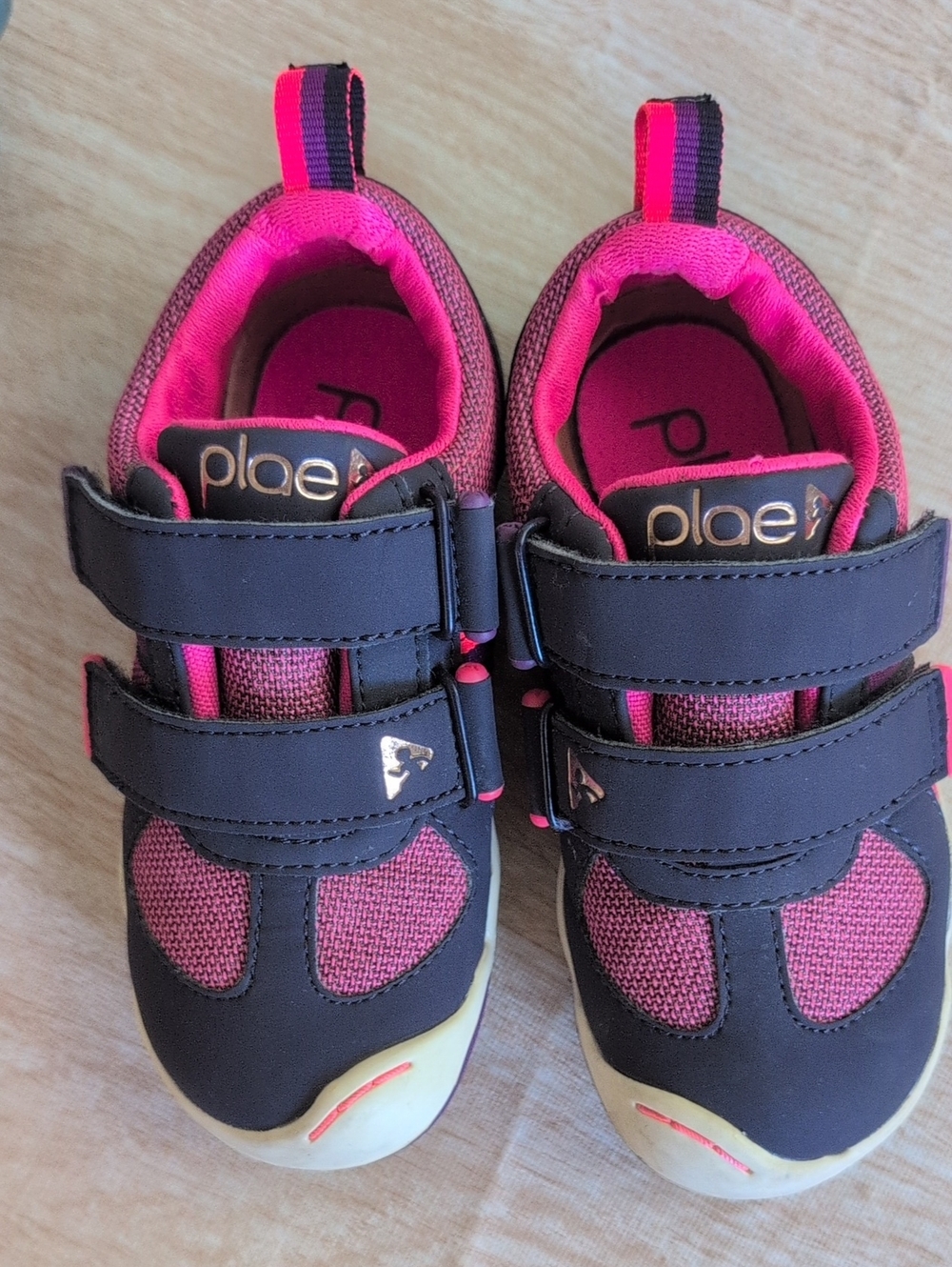 PLAE Kids Sneakers in Navy and Pink